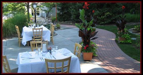 Nichols Village Hotel And Spa Clarks Summit Restoran gambar